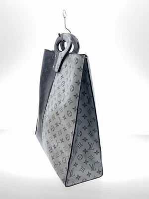 Bolso de Mano LOUIS VUITTON, Monograma Eclipse, Negro PVC Negro Estampado Completo de Ja Foto 1 de 4