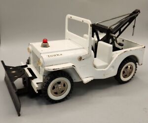 Vintage 1960s White Tonka Jeep Snow Plow Truck, Pressed Steel Toy AA Wrecker