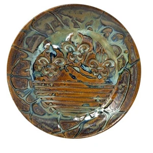 Susan Rodriguez Garlic Grater Plate Fleur De Lis 7in Signed Pottery Stoneware - Picture 1 of 10