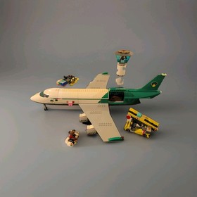 LEGO City Cargo Terminal 60022 W/Minifigs Instructions No Box