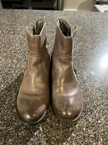 bussola boots Size 37 6.5 USA Great Shape Gray - Picture 1 of 7