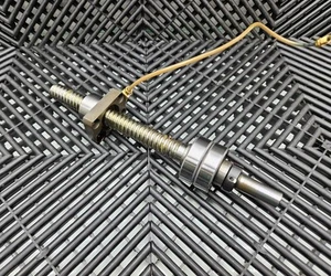NSK W2001-1078DPSS-C5Z  C5 Precision Ground Ball Screw 150mm Travel - Picture 1 of 9