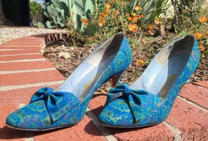 Vintage 60er Palizzio blaue Schuhe mit Absatz (9) Schleifen lebendig Pfau Mod Blumenmuster verrückte Männer - Bild 1 von 23