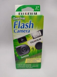 Fuji Film Quicksnap Smart flash 35mm Single Use Film Camera Disposable NEW - Picture 1 of 2