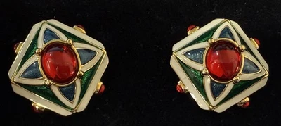 JOYERÍA DE DISFRACES: PENDIENTES JOAN RIVERS ESTILO ART DECO PIEDRAS ROJAS ESMALTE VERDE Foto 1 de 4