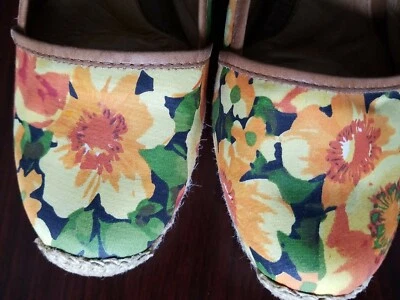 Nuture "Olive" Womens Floral Print Wedge Espadrille Size 9.5 - Image 1 of 4