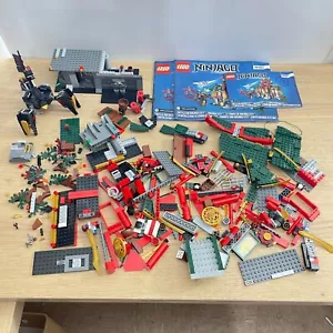 LEGO NINJAGO: Battle for Ninjago City (70728) - w/ booklet - no figs - Foto 1 di 8