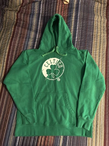 Boston Celtics Hoodie Medium Cover