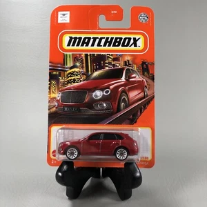2022 Matchbox '18 BENTLEY BENTAYGA MBX Metro Metalflake Red Color 1:64 Scale - Picture 1 of 7
