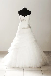 Pronovias Brautkleid 'Bari' Tüll Schnürung A-Linie creme ivory Hochzeit - Bild 1 von 4
