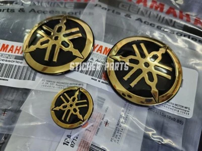 3X SET For Yamaha Fuel Tank Emblem Badge Decal Fairing/Fender Sticker Gold 3D - Image 1 of 4
