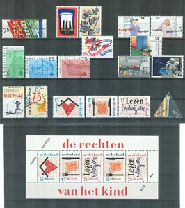 L89 Netherlands    All stamps 1989  in complete sets block/sheet  Very Fine MNH - Picture 1 of 1