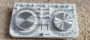 Used Pioneer DDJ-WeGo2-W DJ Controller - Picture 1 of 4