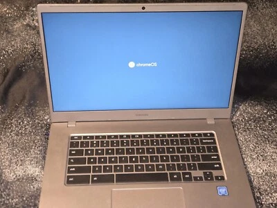 Portátil Samsung Chromebook XE350XBA-K05US 15.6" 1080p FHD Intel 4GB RAM 32GB SSD Foto 1 de 4
