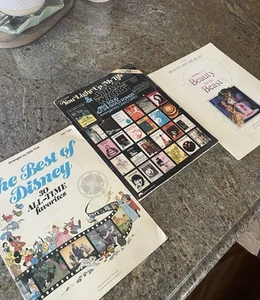 3 Vintage Klavier Musik Bücher, Best of Disney, Star WarWars, Die Schöne und das Biest  - Bild 1 von 10