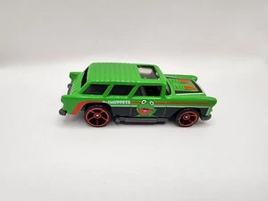 Hot Wheels Disney The Muppets Classic Nomad Kermit the Frog - Picture 1 of 4