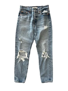 Levi's Wedgie Women's Size 25 Medium Wash Blue Denim Button Fly Jeans - Picture 1 of 8