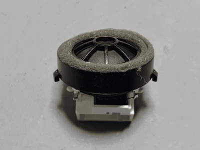 Altavoz JBL pilar derecho o izquierdo parabrisas delantero Toyota Camry 18-25 OEM Foto 1 de 4