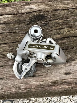 Câmbio traseiro vintage Shimano Dura Ace RD-7402 estrada 8 velocidades gaiola curta - Imagem 1 de 4