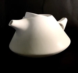 Rare 3,CO Ceramic LUNA TEAPOT White & Gradient Green Handmade in Taiwan Retired - Picture 1 of 9