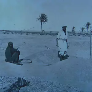 um 1900 Glasplatte Negativ Männer in Wüste Ägypten 3-1/4x4 - Bild 1 von 5