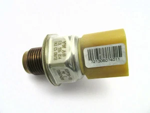 Neu/Original Kraftstoff Drucksensor Audi A1 / A3 / A4 / A5 / A6 / Q3 / Q5 - Bild 1 von 4