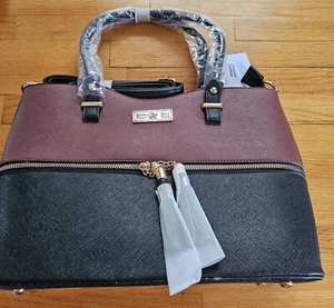 Beverly Hills Pocketbook. Brand New. - Picture 1 of 3