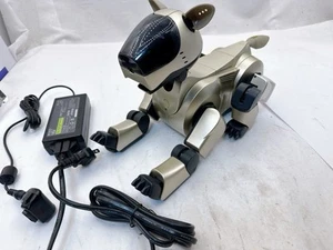 Sony Aibo ERS-210 Gold Robot Dog w/Charger Dock For Parts/Repair Drop Head AS-IS - Picture 1 of 20