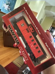 HO MANTUA 725026 ATSF 202 Wood Caboose - Atchison, Topeka And Santa Fe NIB - Imagen 1 de 4