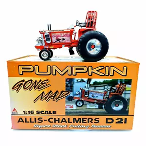 1/16 Allis Chalmers D-21 Pulling Tractor Pumpkin Gone Mad (Autographed Box) - Picture 1 of 4