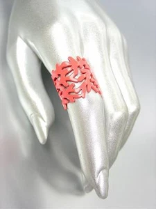 CHIC & UNIQUE Rose Coral Lacquer Enamel Coral Motif Thin Metal Cuff Ring - Picture 1 of 4