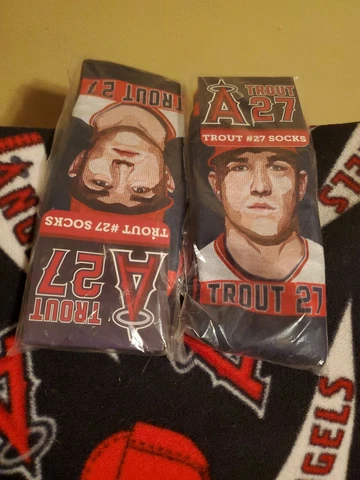1 Mike Trout Socks # 27 New In Original Packaging,  8/1/17 SGA Cover