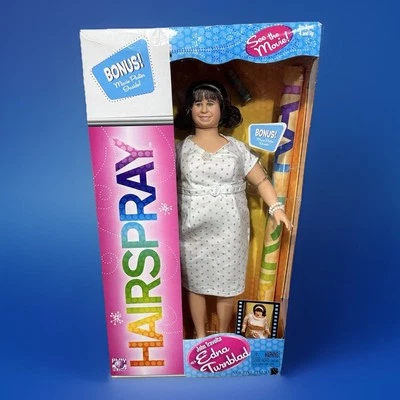 Spray para el cabello Edna Turnblad John Travolta muñeca tipo Barbie con curvas ~ra 🎀 Foto 1 de 4