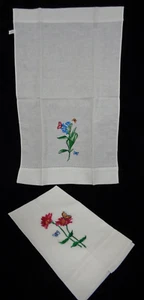 2 NOS Fingertip Towels - Embroidered - Flowers & Butterflies - Picture 1 of 3