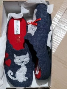 Flexus by Spring Step Made In Spain Sz. 40 9 US Cute Kitties Wool Felt Slip-on - Picture 1 of 3