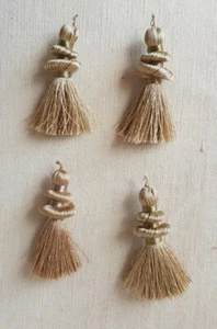PASSEMENTERIE HOULES 2 PAIRE POMPONS FRANGE COULEUR MARRON REF 008PPM - Imagen 1 de 2