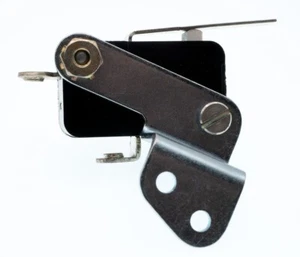 Cherry E21-50HL Miniature Snap Action Switch, 0.1A 125VAC SPST (NC) w/ Bracket - Picture 1 of 4