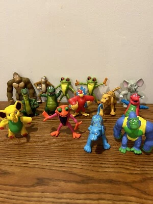 14 RAINFOREST CAFE PVC ANIMAL FIGURES 9 from 2000 and 5 from 2017 - Image 1 of 4