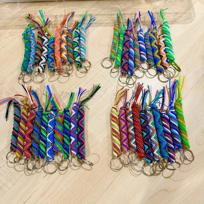 Boondoggle шнурок цепочки для ключей лот из 10 тайн ручной работы чулок наполнитель подарки - Изображение 1 из 4