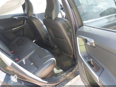 Espejo retrovisor de puerta izquierdo usado se adapta a: Volvo XC60 2015 memoria iluminada eléctrica plegable Foto 1 de 4