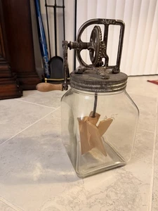 Vintage Daisy Butter Church 4 Quart Glass Jar Churn Wood Paddle New - Picture 1 of 3