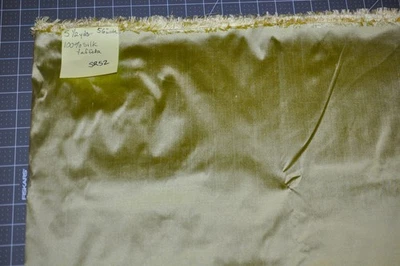 100% Silk Pistachio Green Taffeta 56" Wide Sewing Costume Home Decor Fabric SR52 - Image 1 of 4