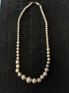 SIGNIERTE MP Vintage .925 Sterlingsilber abgestufte Kugel Perlen Halskette 17 Zoll 30 g. - Bild 1 von 5