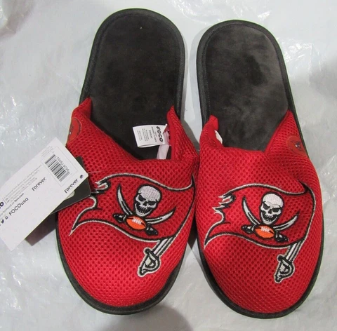 NFL Tampa Bay Buccaneers Mesh Slide Slippers Striped Sole Size M by FOCO Cover