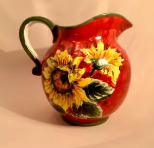 Jarrón/portaherramientas de cerámica en forma de jarra roja con hermosos girasoles pintados - Imagen 1 de 11