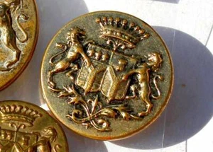 RARE BOUTON UNIFORME MILITAIRE ARMOIRIE COMTE - COURONNE LION BLASON XIXe D:22mm - Picture 1 of 2