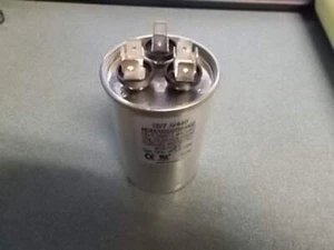 TRADE PRO HCKS150D075R440Z 15+7.5MFD x 440V ROUND CAPACITOR 175359 - Picture 1 of 1