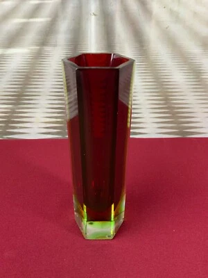 MASSIVE HEXAGONALE VASE AUS GLAS RUBIN ROT 0,8kg 20,5cm HOCH - Bild 1 von 4