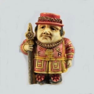 LAST ONE Pot Bellys Beef Eater 2 Piece London Guard Figurine PBPBE FREESHIP - Picture 1 of 1