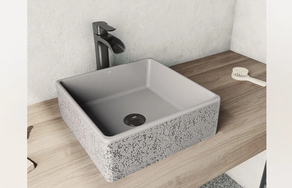 Fregadero de baño Vigo VG04051 Aster gris ceniza 14-1/2" cuadrado de piedra fundida Foto 1 de 4